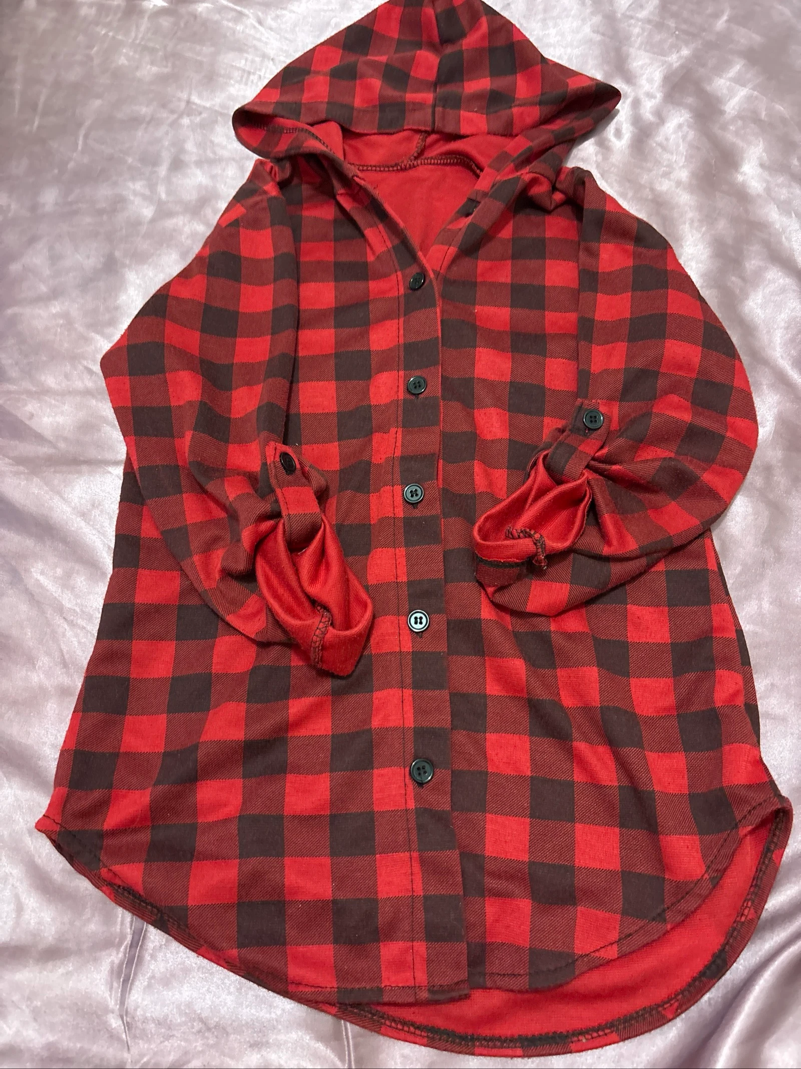 Camisa Feminina Xadrez Vermelha com Capuz